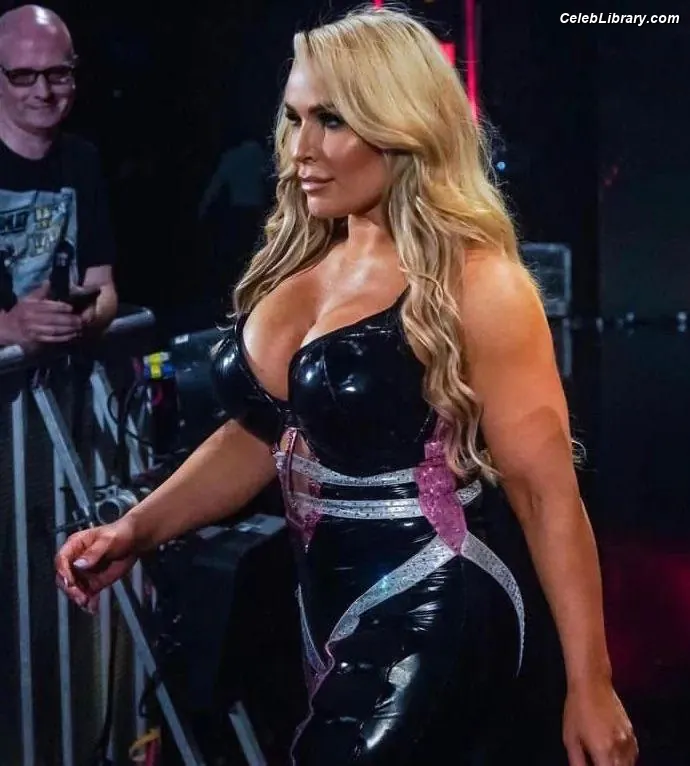 Natalya Neidhart photo 16 of 895