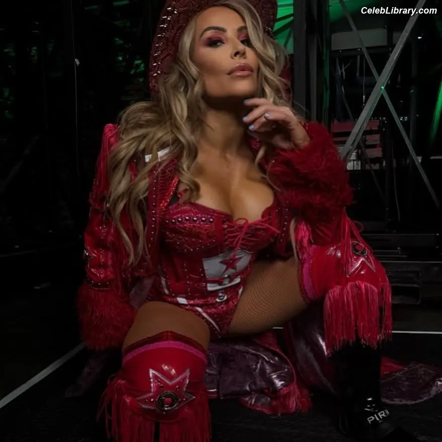 Natalya Neidhart photo 4 of 895