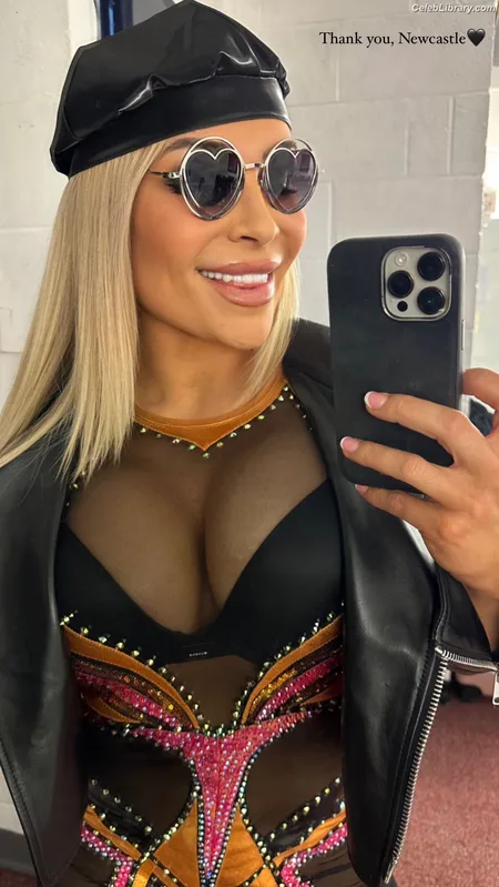 Natalya Neidhart photo 20 of 896