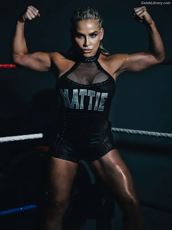 Natalya Neidhart photo 1 of 896