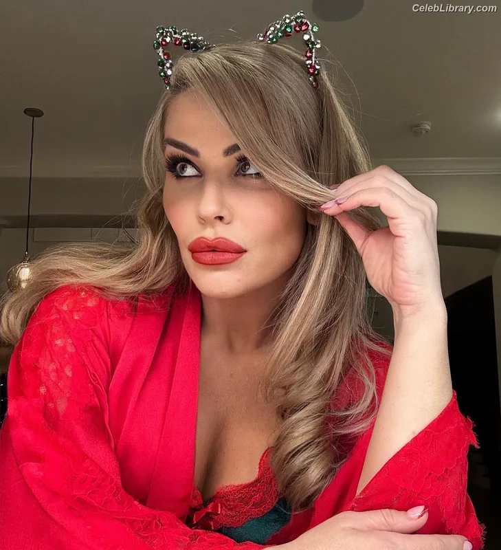 Natalya Neidhart photo 9 of 896
