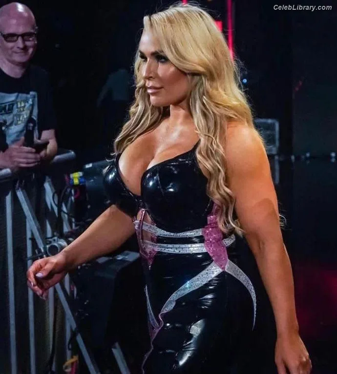 Natalya Neidhart photo 16 of 896