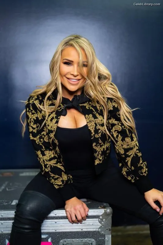 Natalya Neidhart photo 21 of 896
