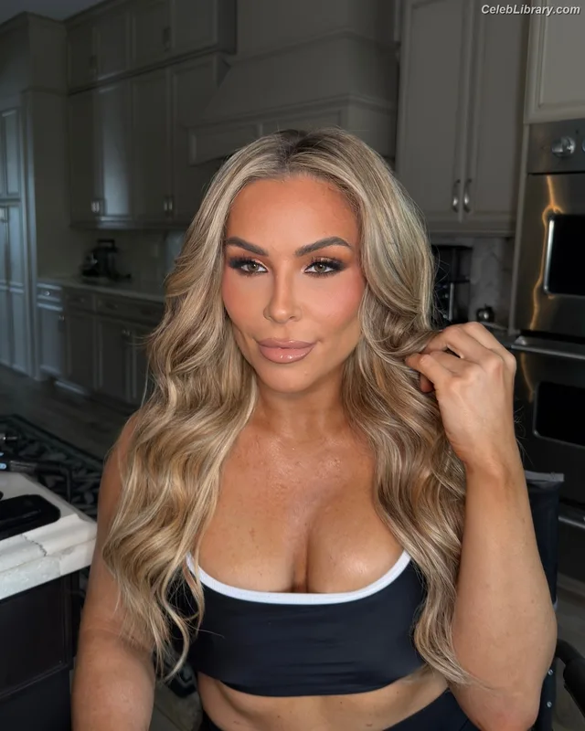 Natalya Neidhart photo 23 of 896
