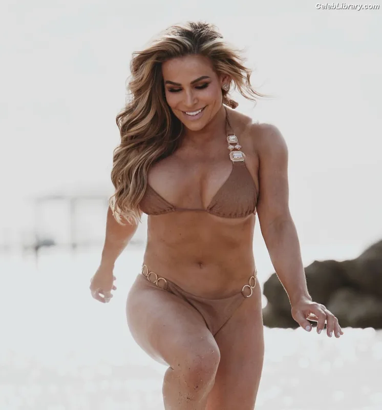Natalya Neidhart photo 7 of 896
