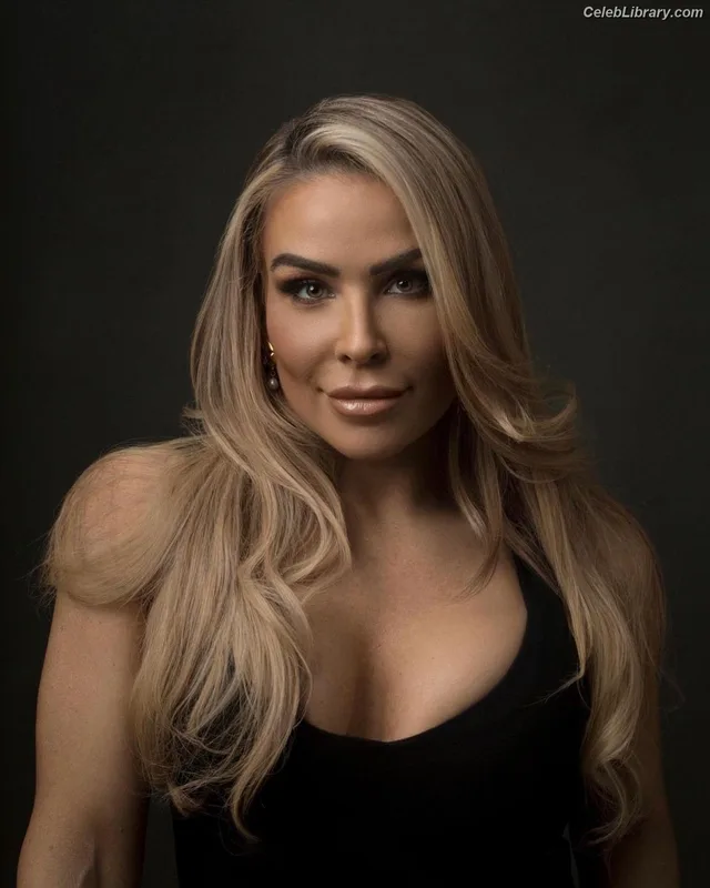 Natalya Neidhart photo 15 of 896
