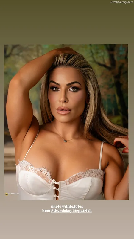 Natalya Neidhart photo 11 of 896