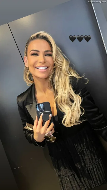 Natalya Neidhart photo 9 of 896