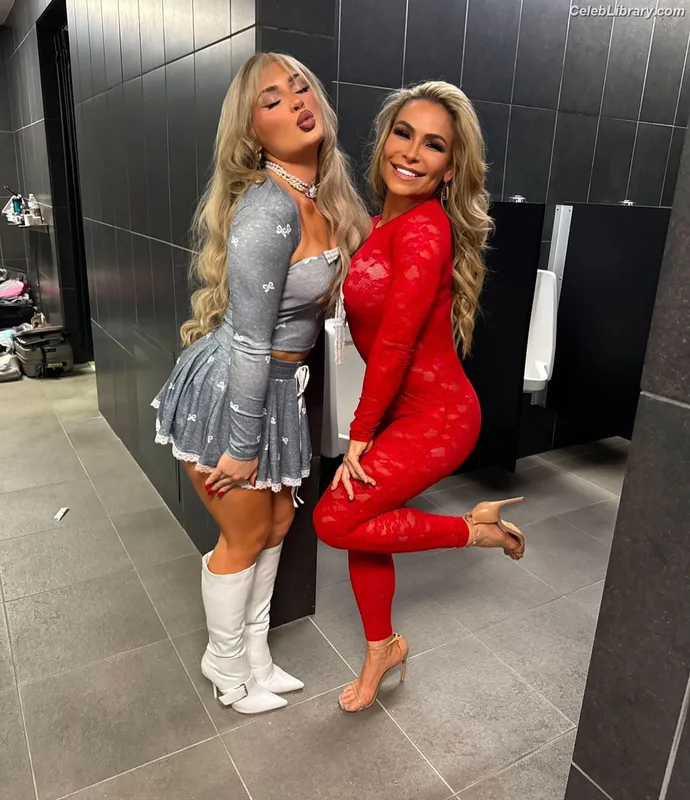 Natalya Neidhart photo 7 of 896
