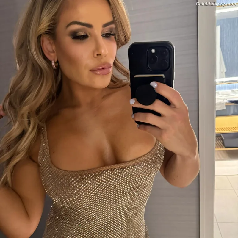 Natalya Neidhart photo 24 of 896