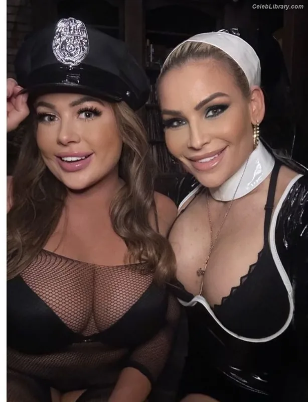 Natalya Neidhart photo 2 of 896