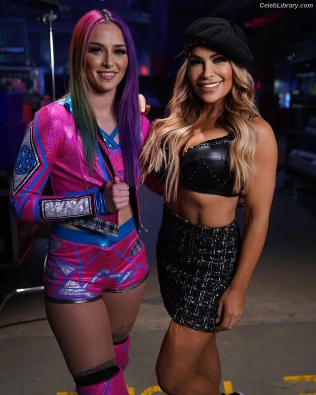 Natalya Neidhart photo 9 of 896