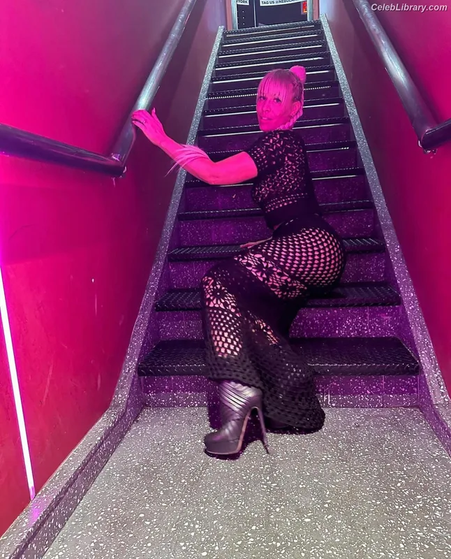 Natasha Bedingfield photo 16 of 102