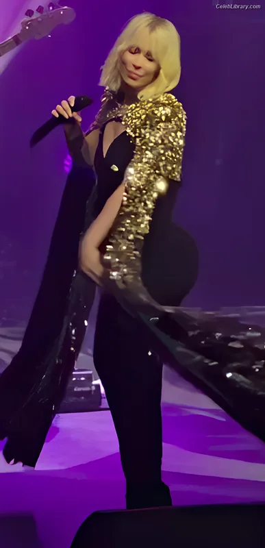Natasha Bedingfield photo 19 of 102