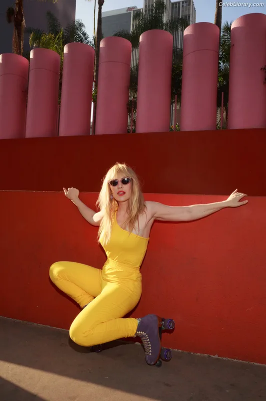 Natasha Bedingfield photo 2 of 102
