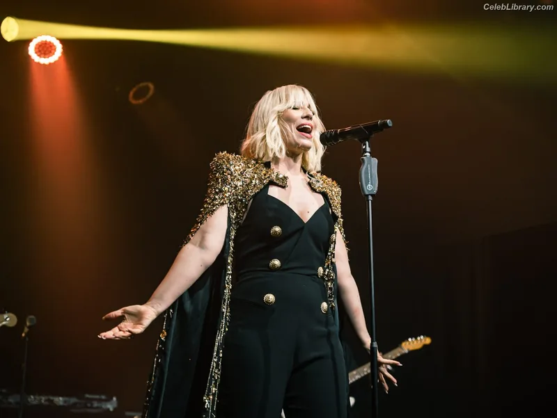 Natasha Bedingfield photo 11 of 102