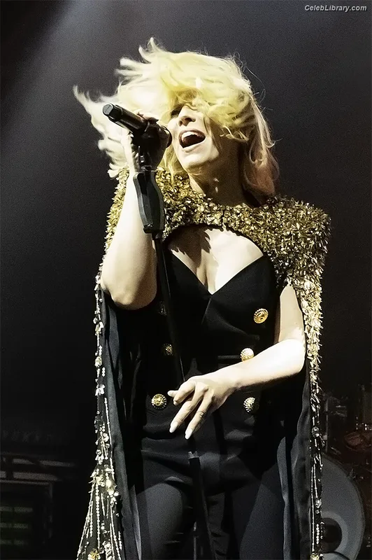 Natasha Bedingfield photo 2 of 102