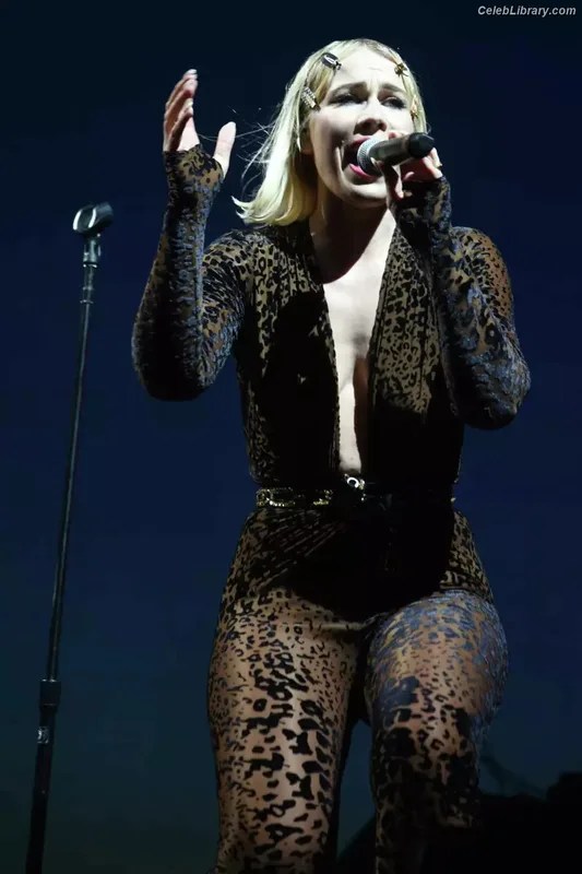 Natasha Bedingfield photo 22 of 102