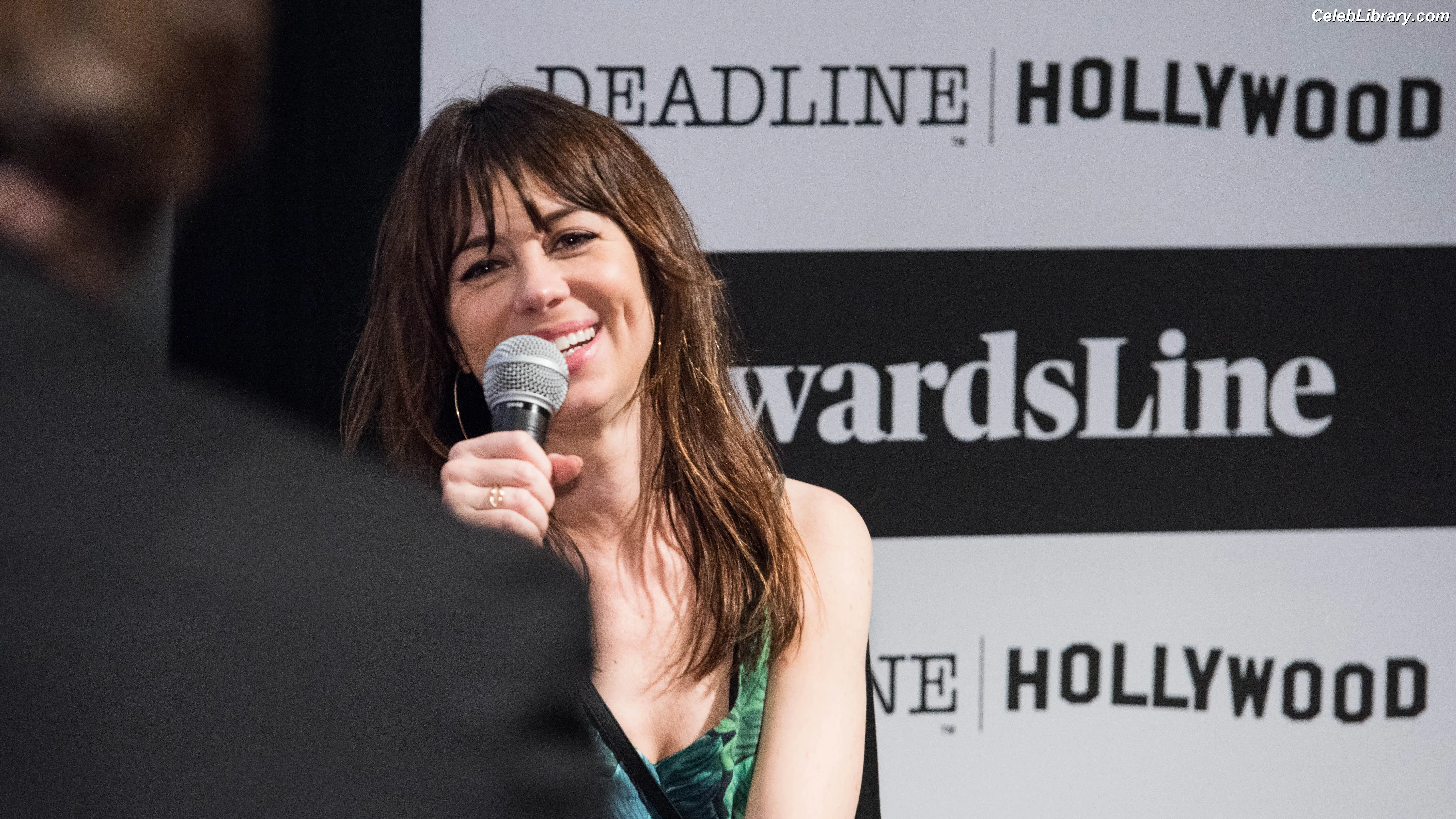 Natasha Leggero photo 9 of 36