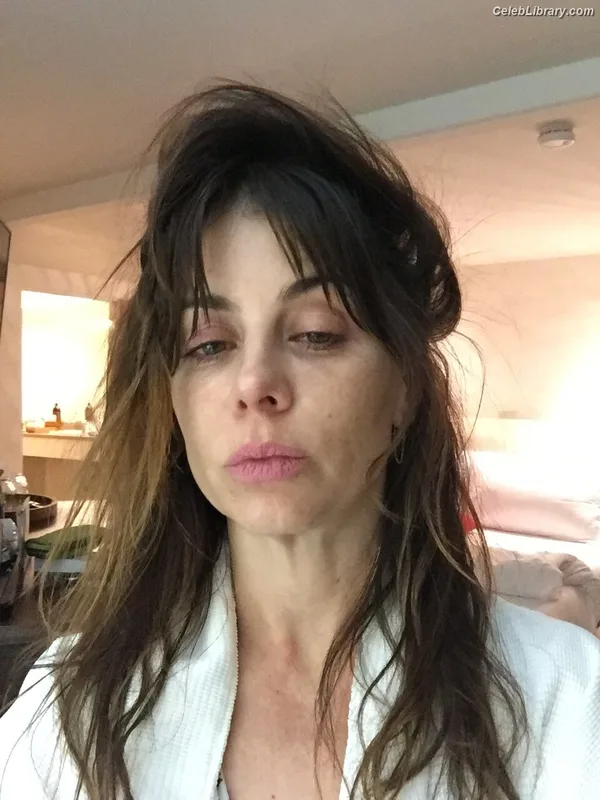 Natasha Leggero photo 20 of 37
