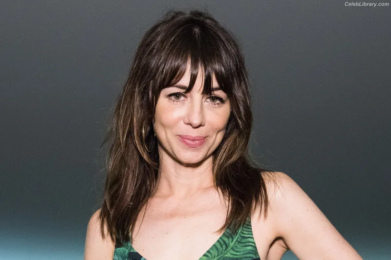 Natasha Leggero photo 3 of 37