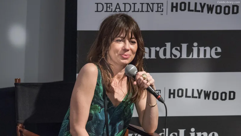 Natasha Leggero photo 11 of 37