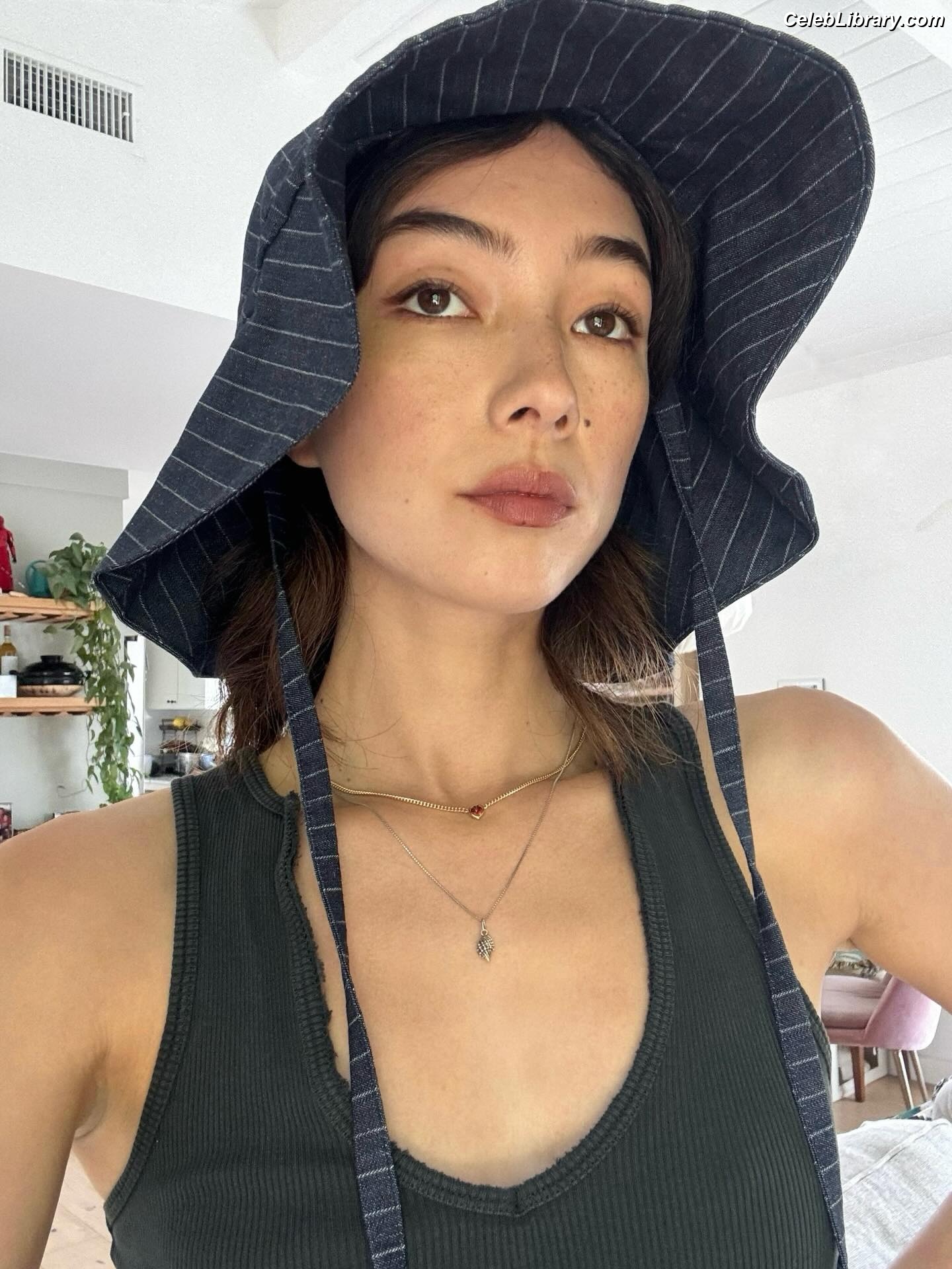 Natasha Liu Bordizzo photo 20 of 352