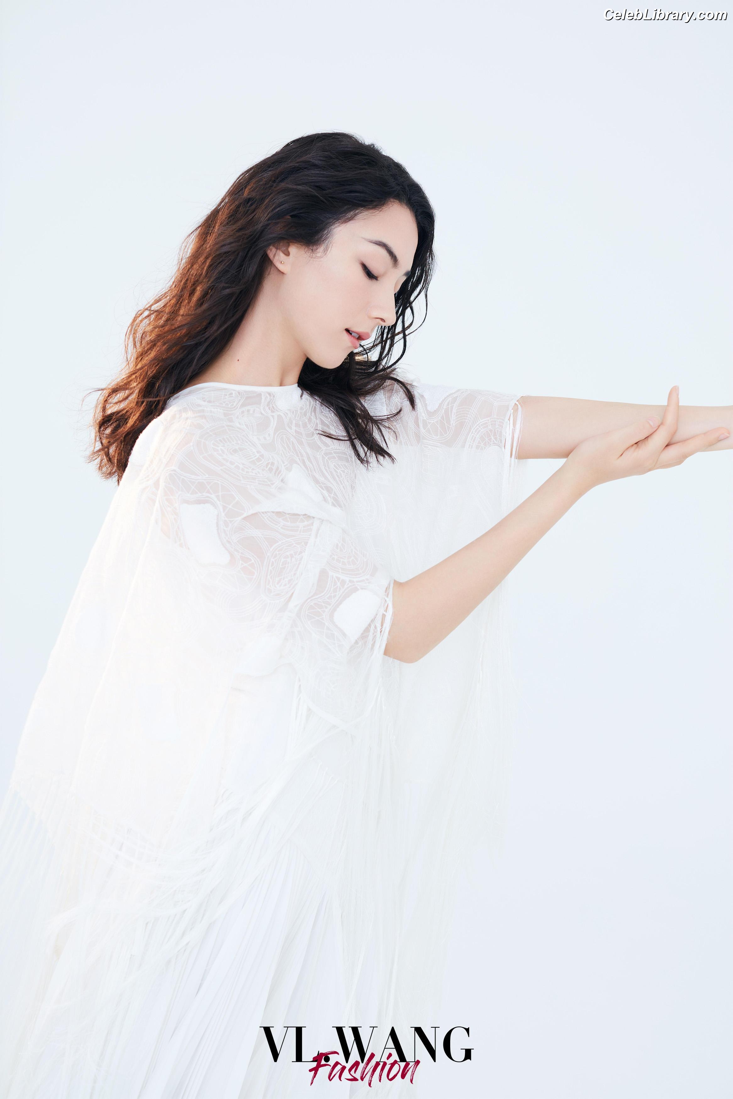 Natasha Liu Bordizzo photo 4 of 352
