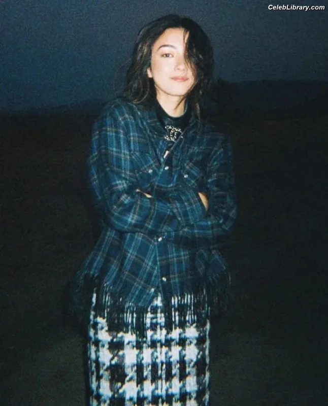 Natasha Liu Bordizzo photo 16 of 352