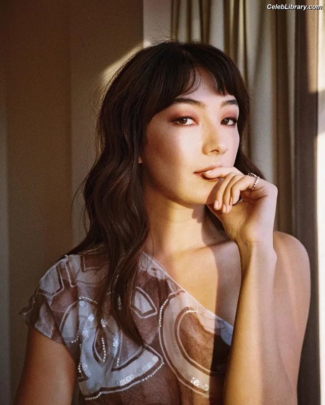 Natasha Liu Bordizzo photo 10 of 352