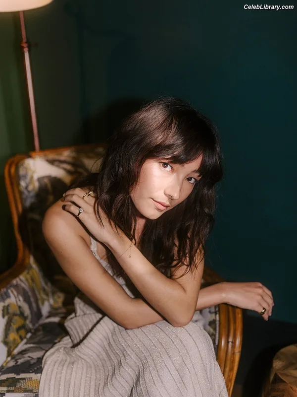 Natasha Liu Bordizzo photo 10 of 352