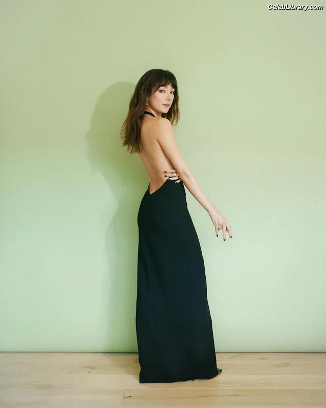 Natasha Liu Bordizzo photo 15 of 352