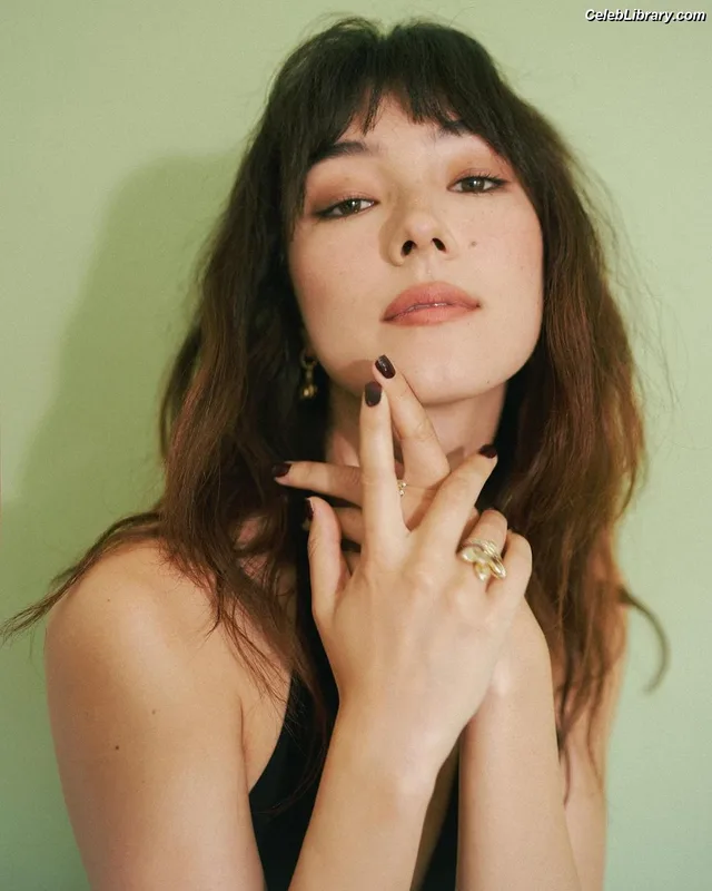 Natasha Liu Bordizzo photo 19 of 352