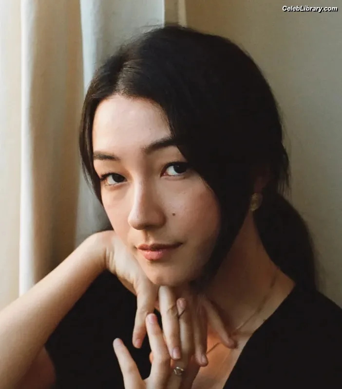 Natasha Liu Bordizzo photo 5 of 352