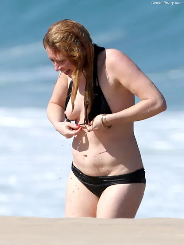 Natasha Lyonne photo 10 of 274
