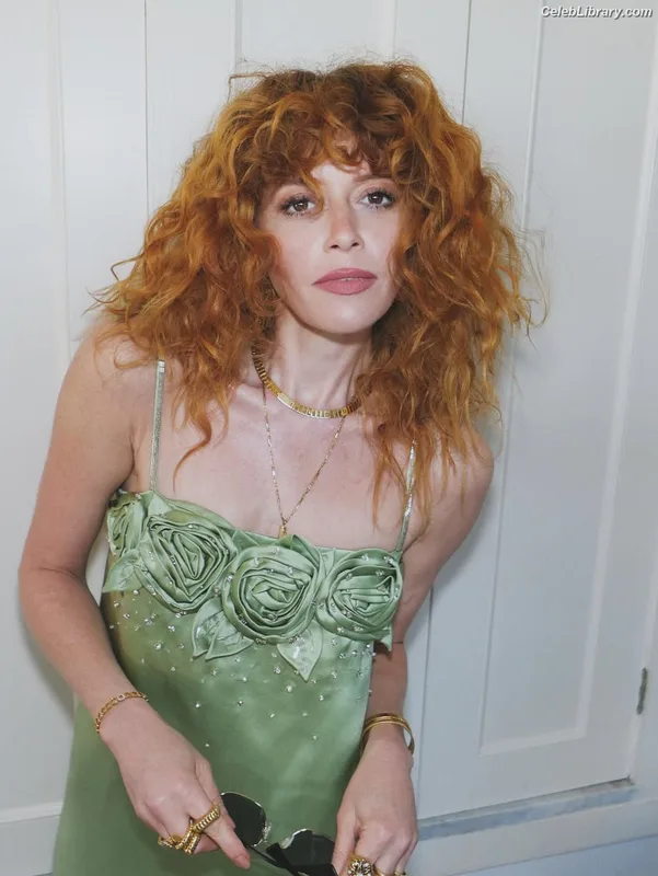 Natasha Lyonne photo 18 of 274