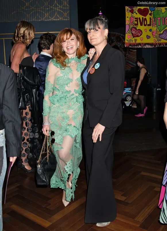 Natasha Lyonne photo 2 of 274