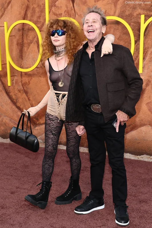 Natasha Lyonne photo 13 of 274