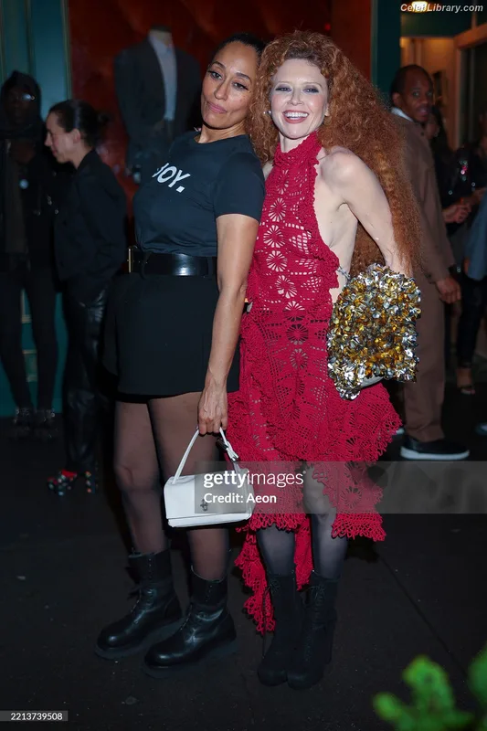 Natasha Lyonne photo 9 of 274