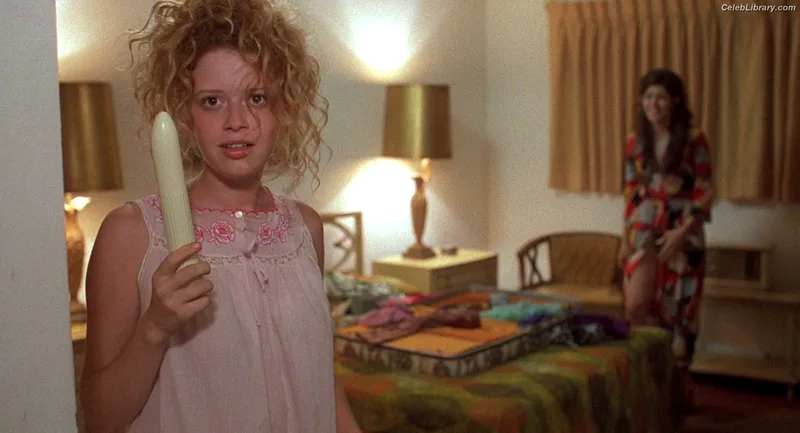 Natasha Lyonne photo 18 of 274