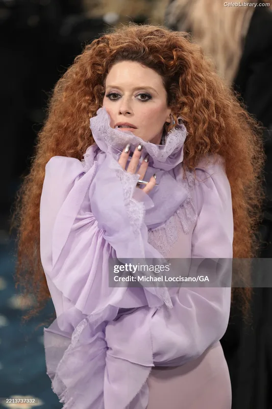 Natasha Lyonne photo 22 of 274