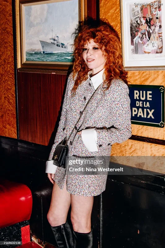 Natasha Lyonne photo 3 of 274