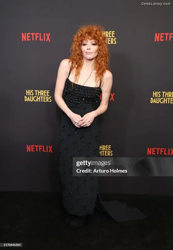 Natasha Lyonne photo 8 of 274