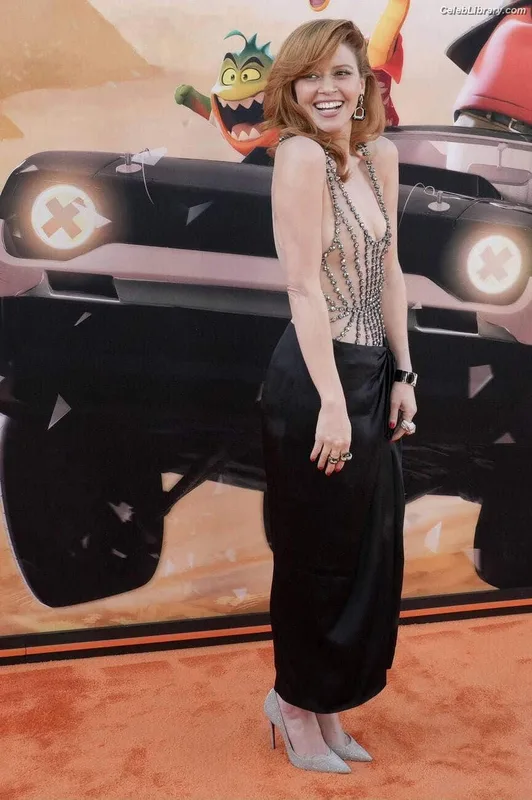 Natasha Lyonne photo 6 of 274