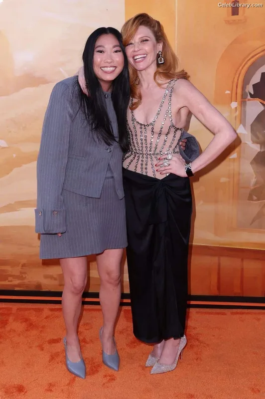 Natasha Lyonne photo 22 of 274