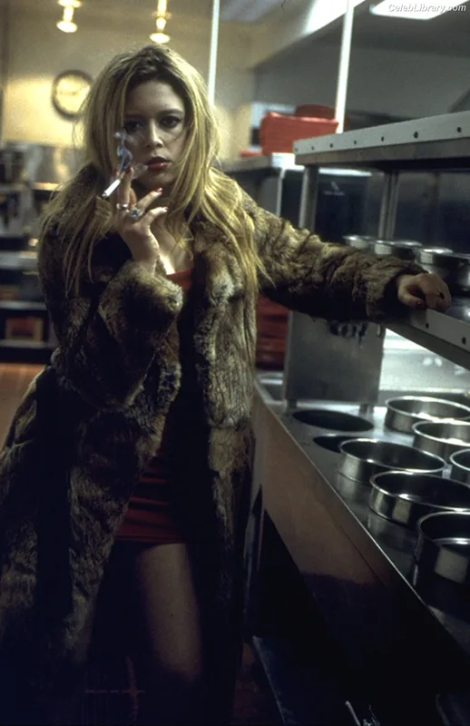 Natasha Lyonne photo 22 of 274