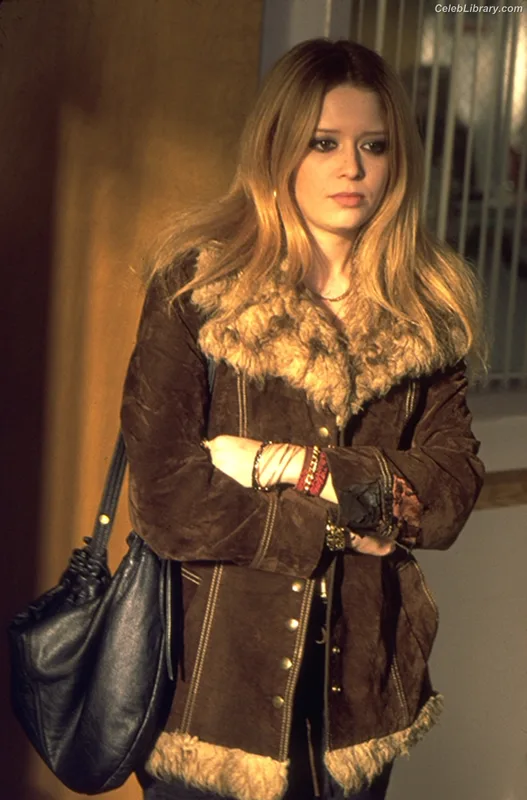 Natasha Lyonne photo 23 of 274