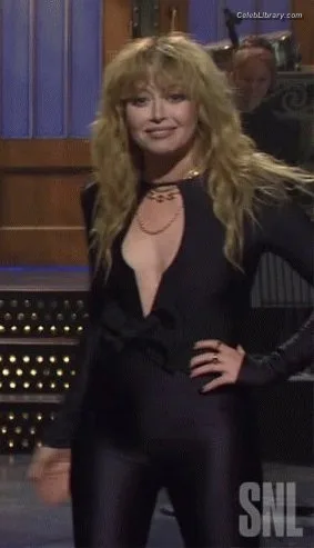 Natasha Lyonne photo 8 of 274