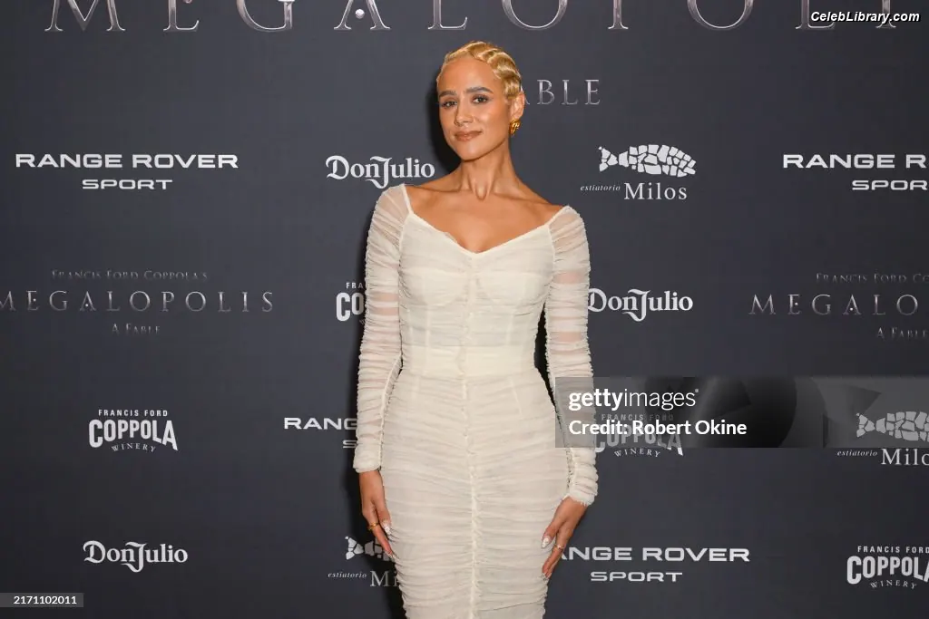 Nathalie Emmanuel photo 8 of 521
