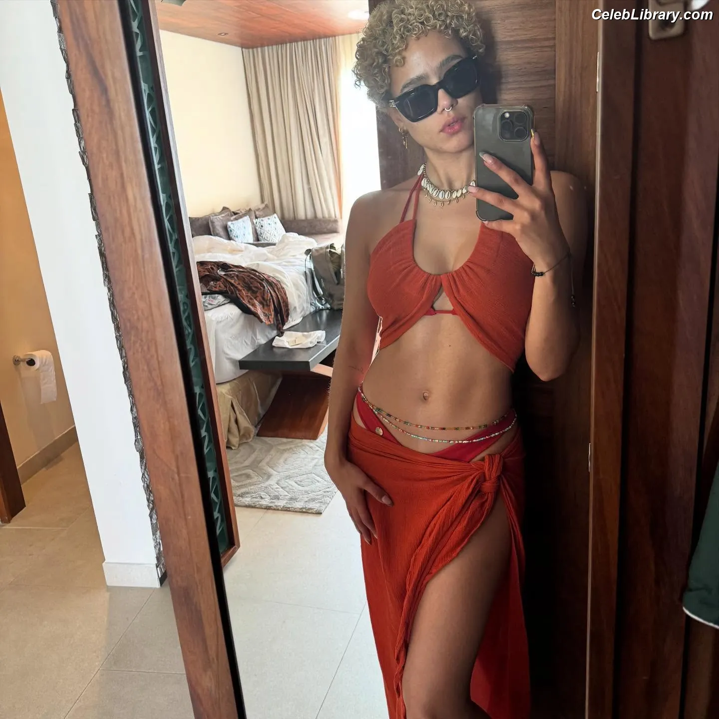 Nathalie Emmanuel photo 15 of 521